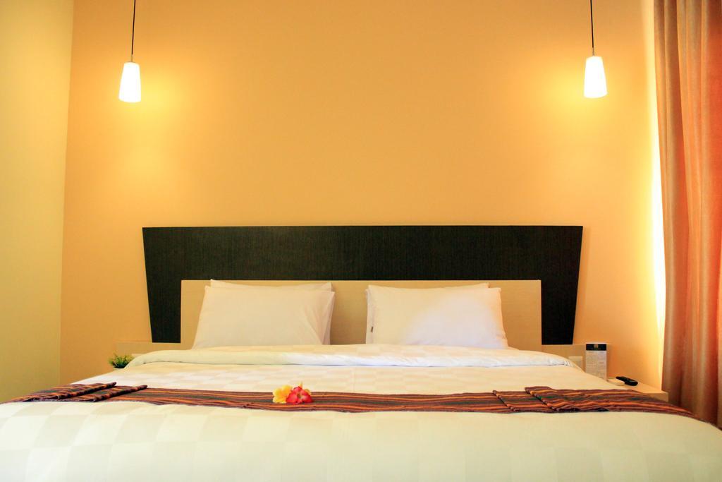 M Hotel Матарам Номер фото