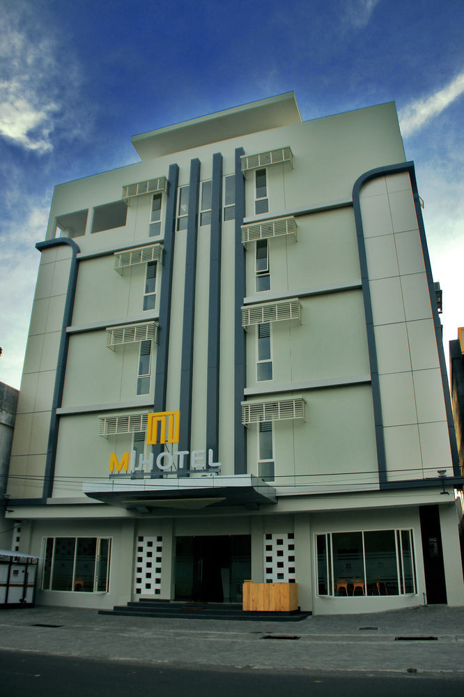 M Hotel Матарам Экстерьер фото